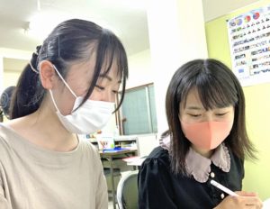 学習中_高校生（マスク）